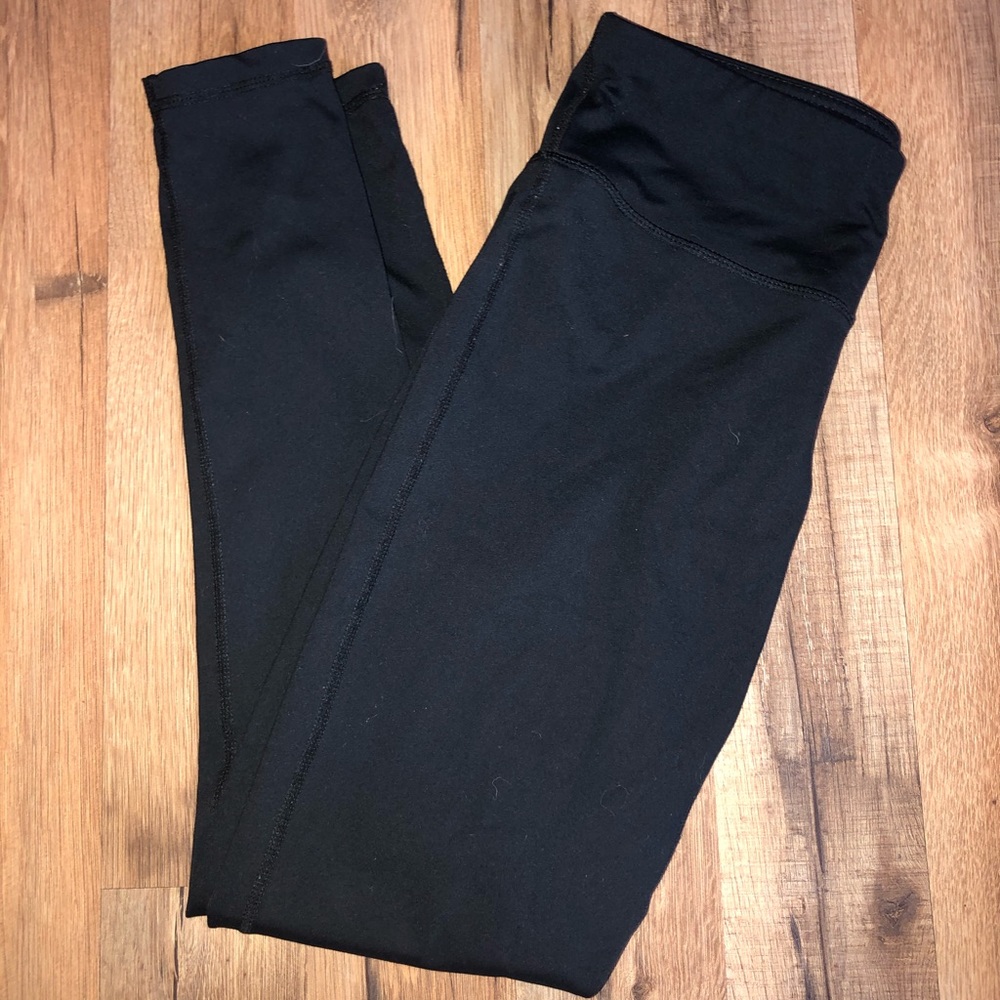 Black leggings